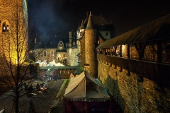Adventsbasar auf Schloss Burg - Solingen