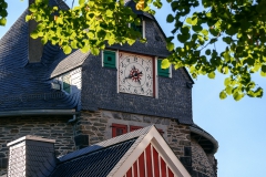 Schloss Burg Turmuhr - Solingen