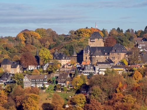Schloss Burg Totale Herbst